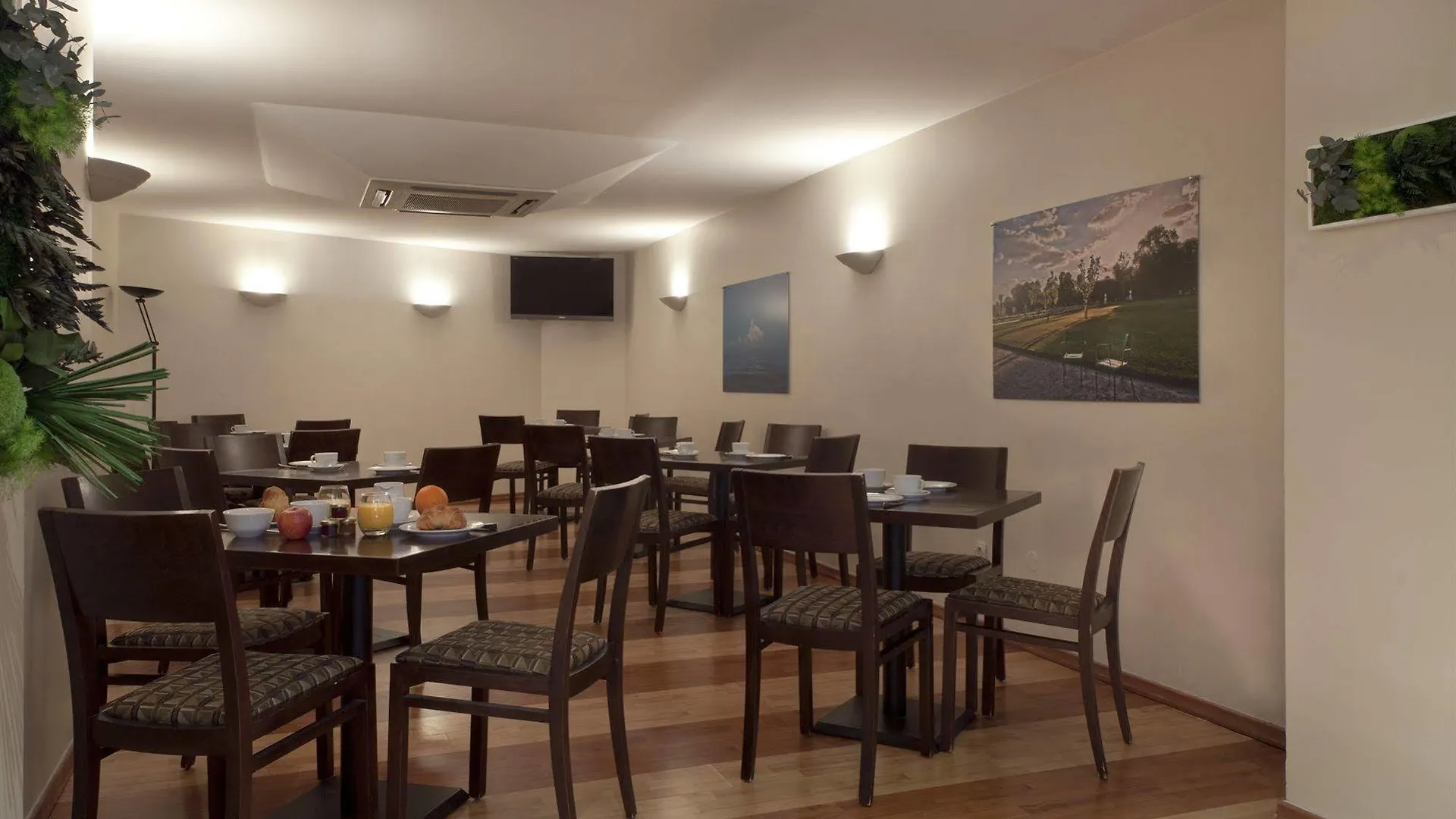 Hotel Verlain 3*